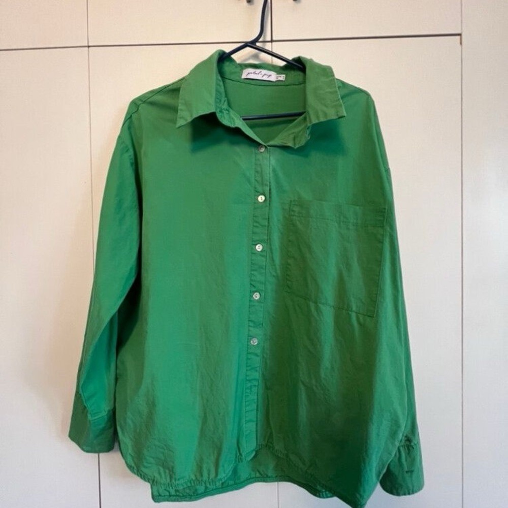 Petal & Pup Button Down Oversized Pocket Shirt Size 8 Green Womens